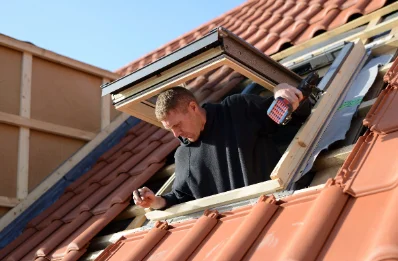 Pose de fenêtres de toit Velux à Cellette